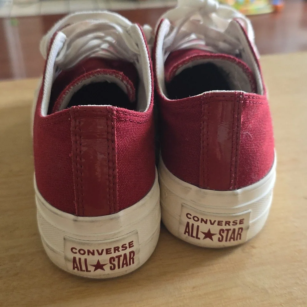 Converse Chuck Taylor All Star “Love Fearlessly” Low Top Platform - Red - Picture 5 of 6